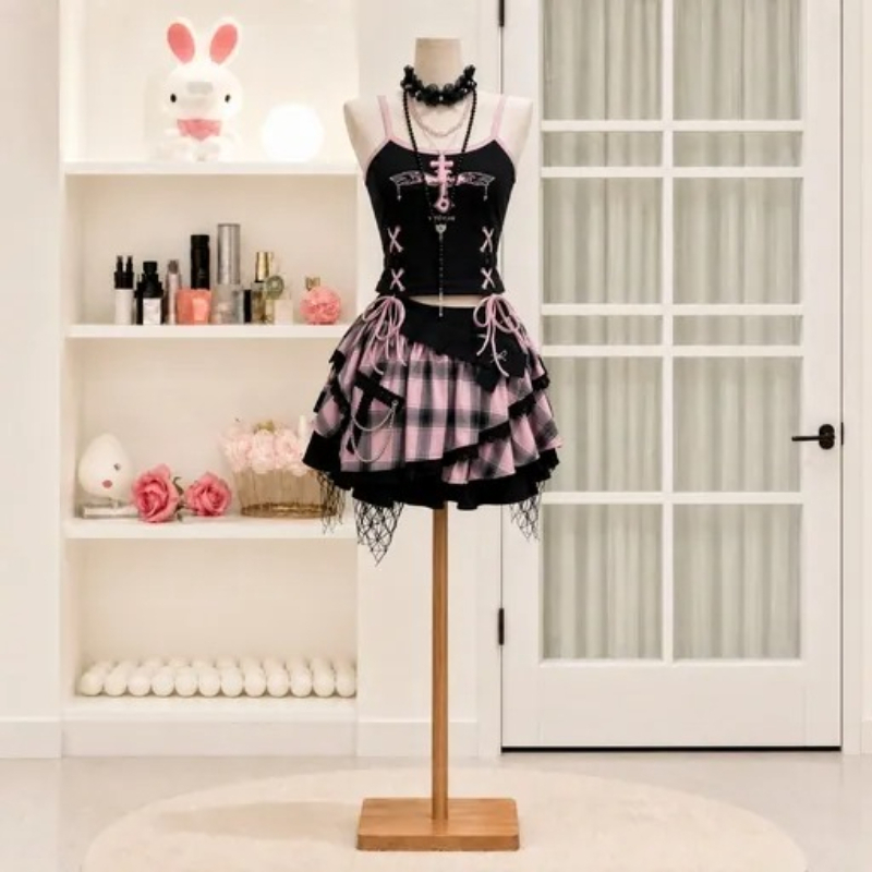 Vintage Y2K Dark Sweet Rock-Se – Cami Top Lace Bewertung und Preis